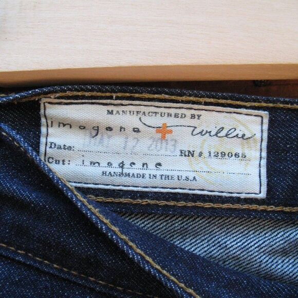 Imogene + Willie Slim Straight Mid Rise Cropped Jeans - Picture 10 of 11